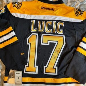 Milan Lucic Signed Jersey - Reebok Boston Bruins